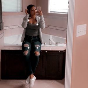 Meet your Posher, Alyssa